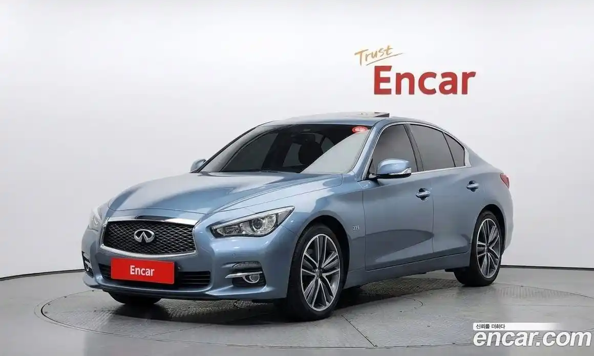 Infiniti Q50 2015 2.1 автомат (гидро), фото 1 Infiniti Q50 2015 2.1 автомат (гидро), фото 1