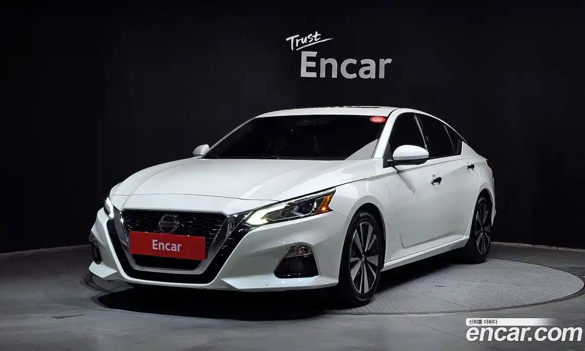 Nissan Altima 2019 2.5 автомат (гидро), фото 1 Nissan Altima 2019 2.5 автомат (гидро), фото 1