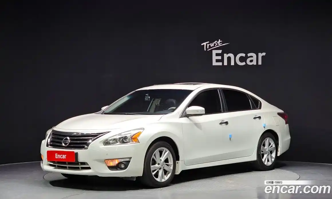 Nissan Altima 2015 2.5 автомат (гидро), фото 1 Nissan Altima 2015 2.5 автомат (гидро), фото 1