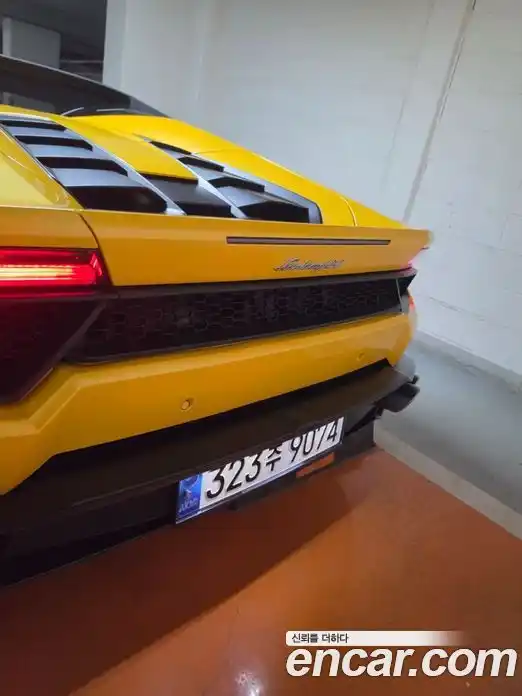 Lamborghini Huracan 2017 5.2 автомат (гидро), фото 5 Lamborghini Huracan 2017 5.2 автомат (гидро), фото 5
