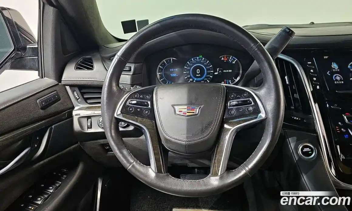 Cadillac Escalade 2019 6.2 автомат (гидро), фото 18 Cadillac Escalade 2019 6.2 автомат (гидро), фото 18