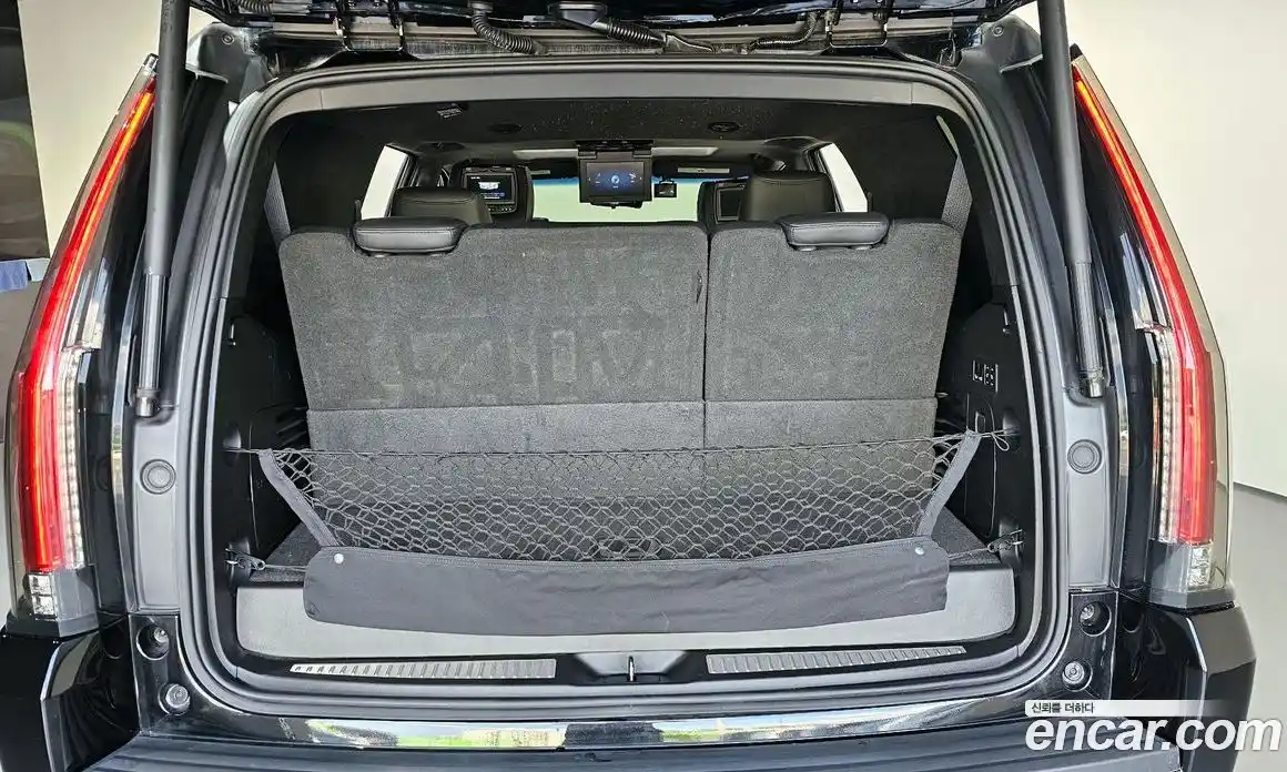 Cadillac Escalade 2019 6.2 автомат (гидро), фото 33 Cadillac Escalade 2019 6.2 автомат (гидро), фото 33