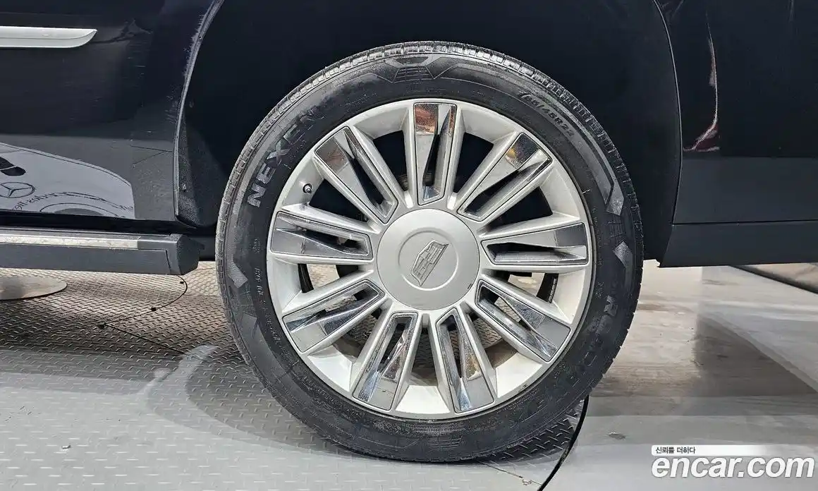 Cadillac Escalade 2019 6.2 автомат (гидро), фото 7 Cadillac Escalade 2019 6.2 автомат (гидро), фото 7