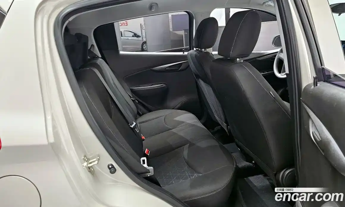 Chevrolet Spark 2019 1.0 автомат (гидро), фото 12