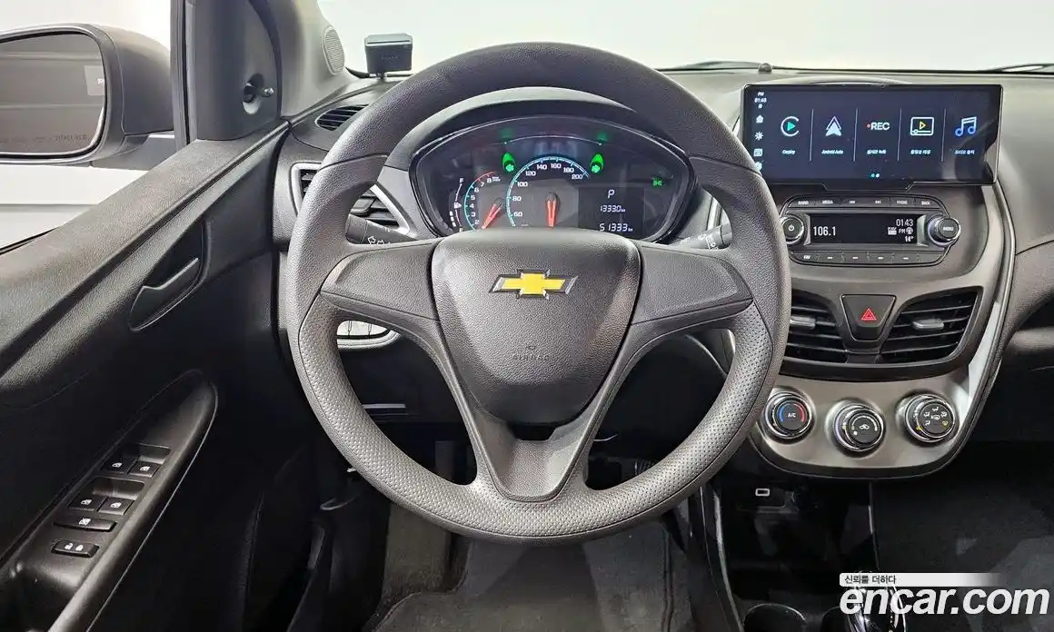 Chevrolet Spark 2019 1.0 автомат (гидро), фото 13