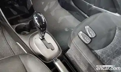 Chevrolet Spark 2019 1.0 автомат (гидро), миниатюра 9