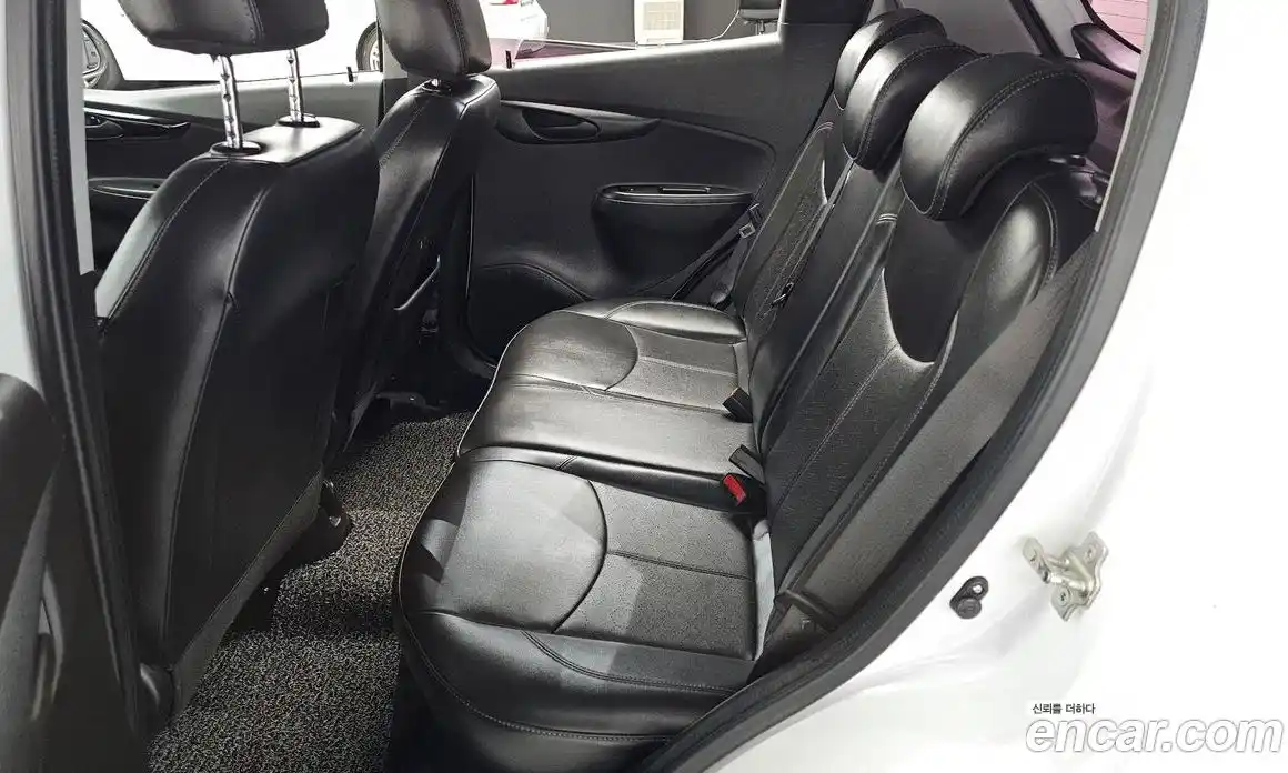 Chevrolet Spark 2017 1.0 автомат (гидро), фото 12