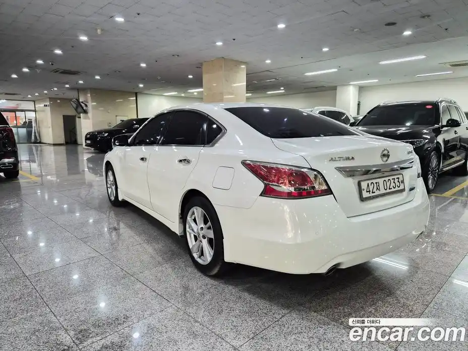 Nissan Altima 2016 2.5 автомат (гидро), фото 4 Nissan Altima 2016 2.5 автомат (гидро), фото 4
