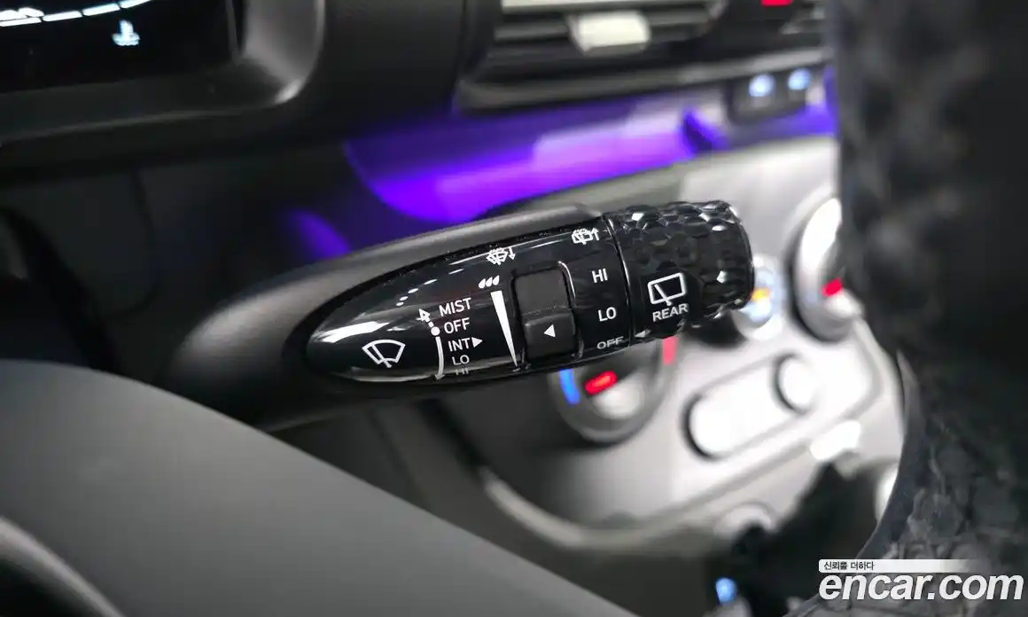 Hyundai Casper 2021 1.0 автомат (гидро), фото 27