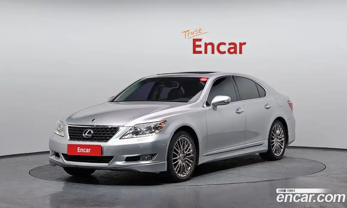 Lexus LS 2011 4.6 автомат (гидро), фото 1 Lexus LS 2011 4.6 автомат (гидро), фото 1