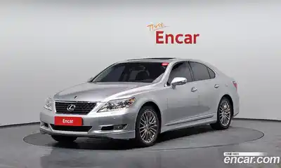 Lexus LS 2011 4.6 автомат (гидро), миниатюра 1 Lexus LS 2011 4.6 автомат (гидро), миниатюра 1