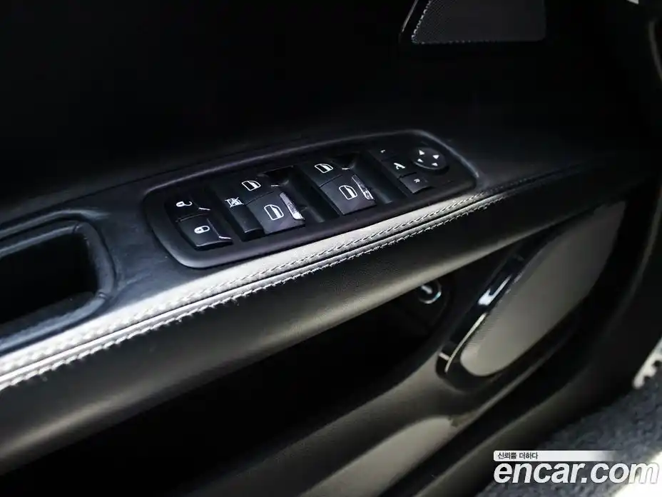 Maserati Quattroporte 2013 3.8 автомат (гидро), фото 12 Maserati Quattroporte 2013 3.8 автомат (гидро), фото 12