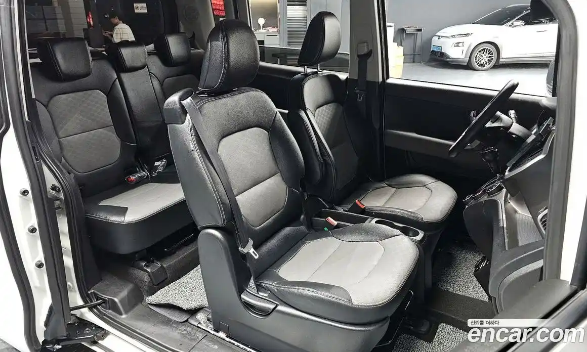 Kia Ray 2022 1.0 автомат (гидро), фото 15