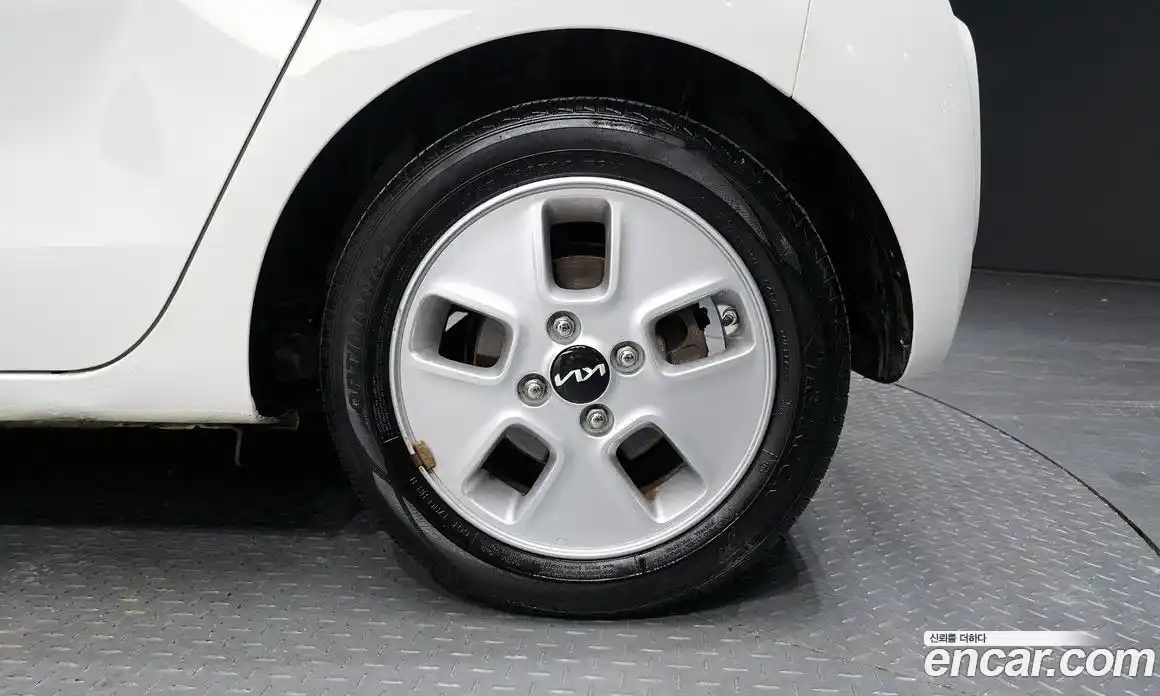 Kia Ray 2022 1.0 автомат (гидро), фото 6