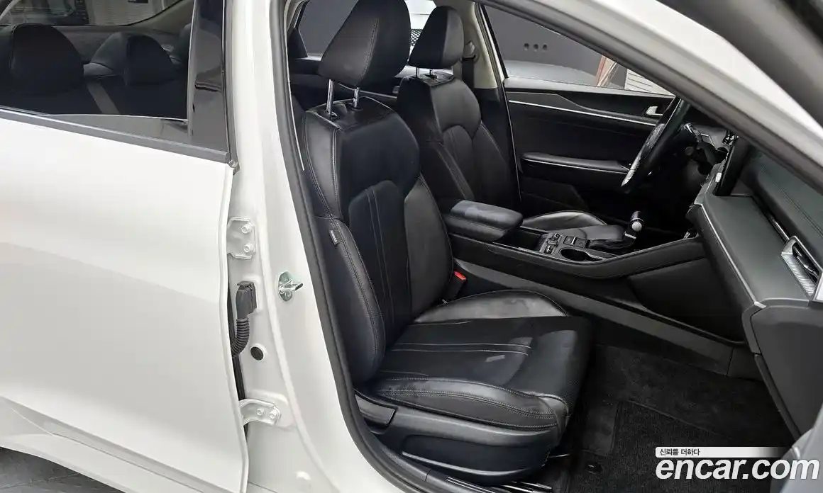 Kia K5 (Optima) 2023 2.0 автомат (гидро), фото 12