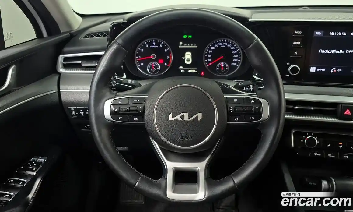 Kia K5 (Optima) 2023 2.0 автомат (гидро), фото 13