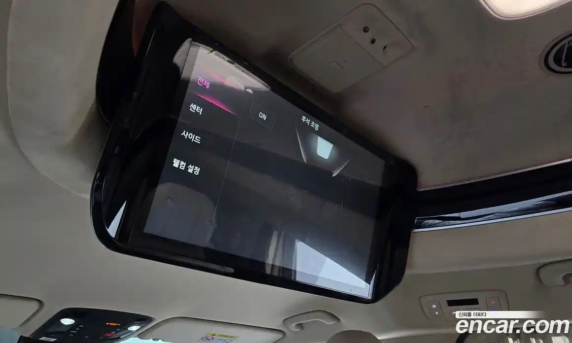 Kia Carnival 2023 3.5 автомат (гидро), фото 18