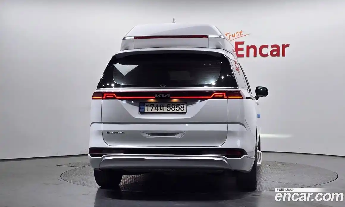 Kia Carnival 2023 3.5 автомат (гидро), фото 4