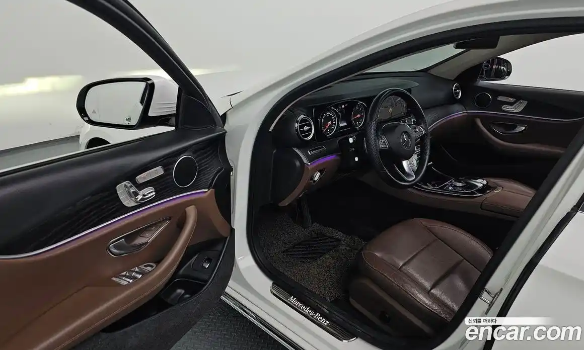 Mercedes-Benz E-Class 2018 1.9 автомат (гидро), фото 11