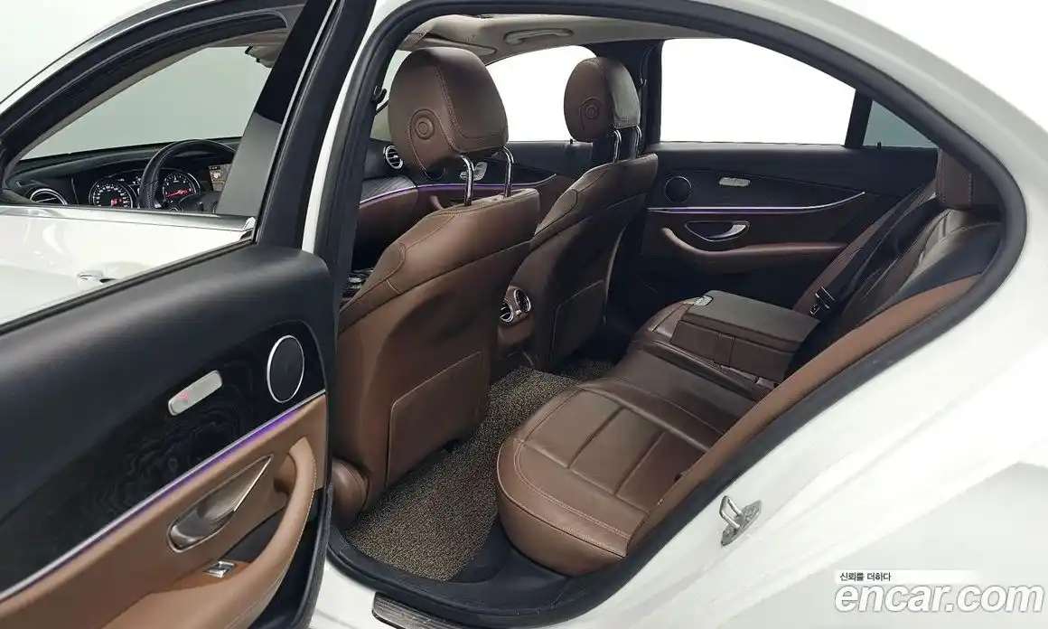 Mercedes-Benz E-Class 2018 1.9 автомат (гидро), фото 12