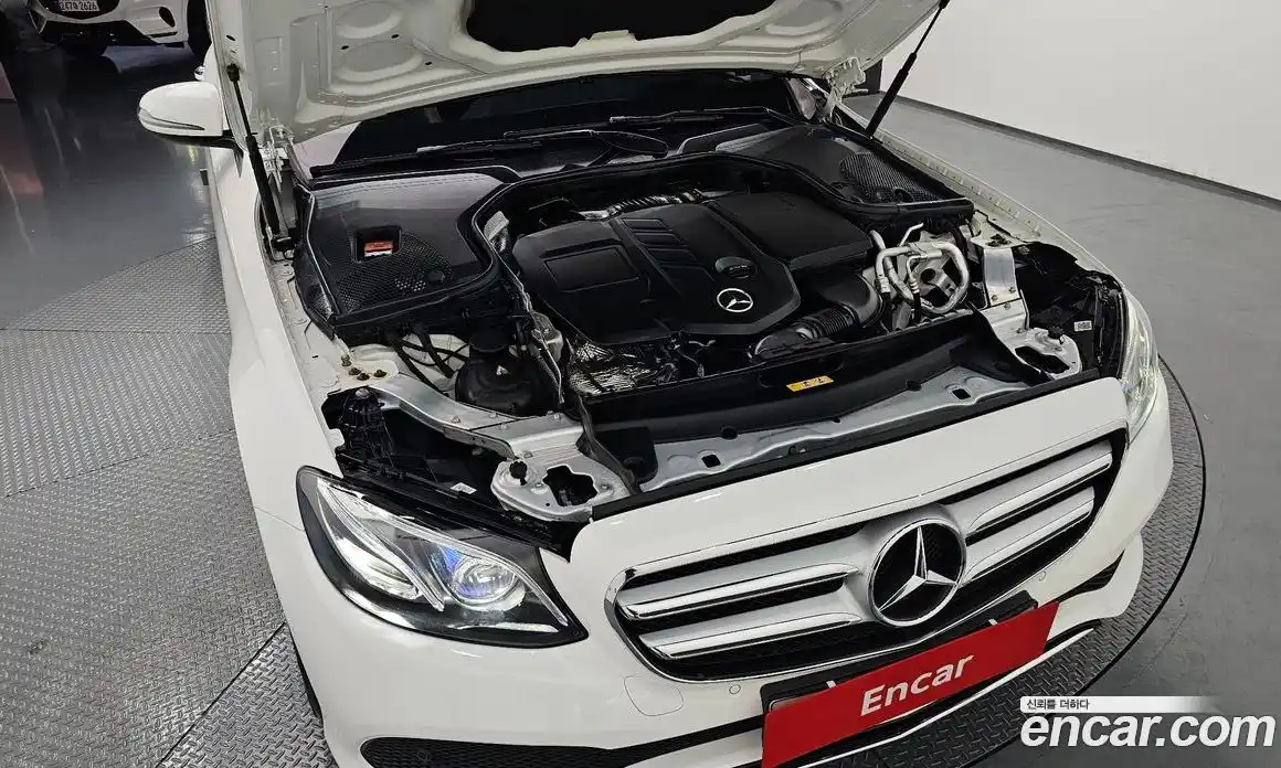Mercedes-Benz E-Class 2018 1.9 автомат (гидро), фото 6