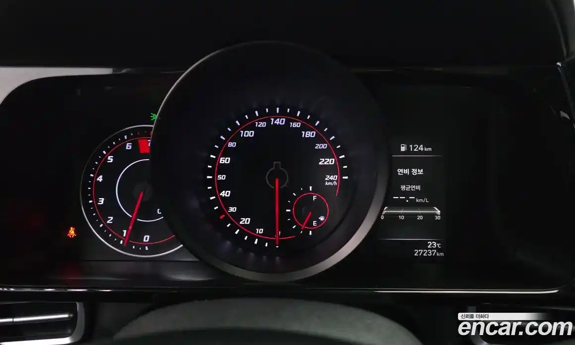 Hyundai Avante 2020 1.6 автомат (гидро), фото 11