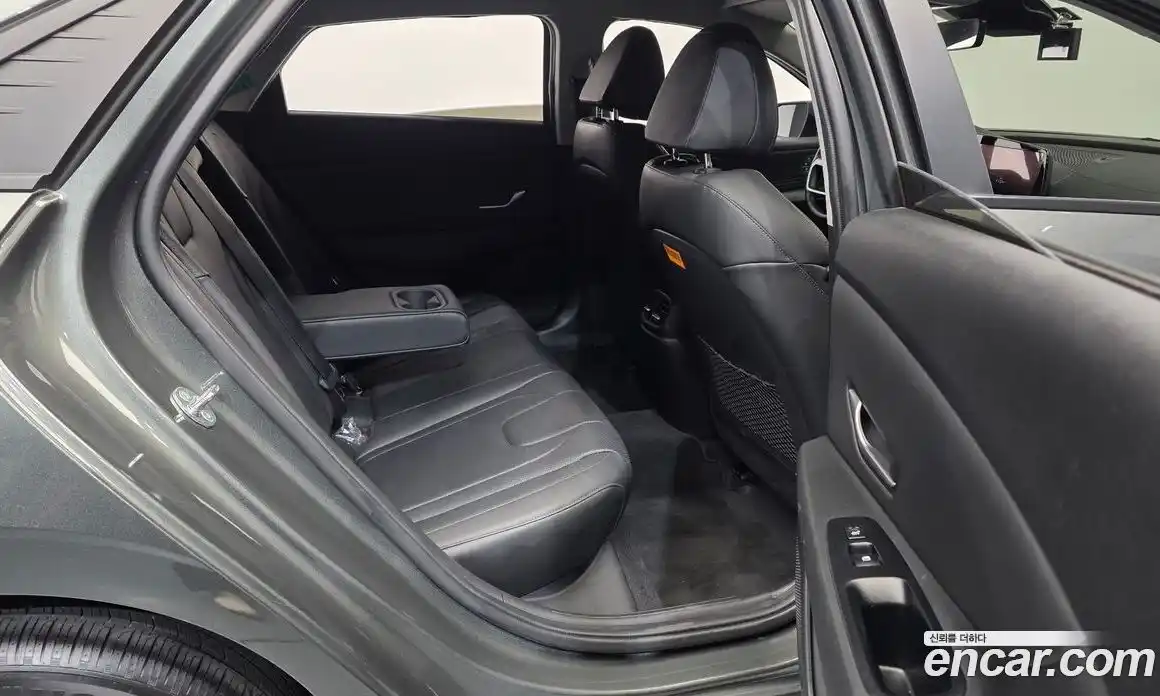Hyundai Avante 2020 1.6 автомат (гидро), фото 18