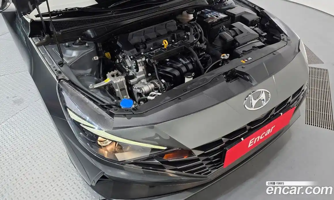 Hyundai Avante 2020 1.6 автомат (гидро), фото 6