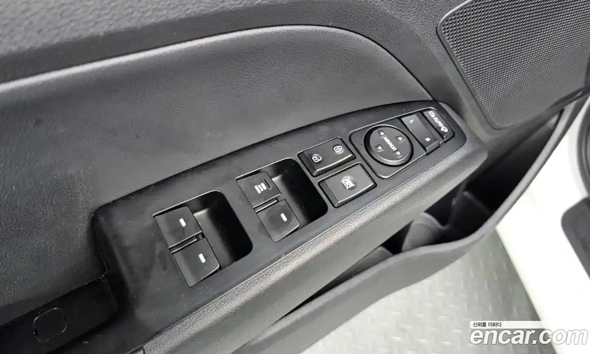 Hyundai Avante 2018 1.6 автомат (гидро), фото 28
