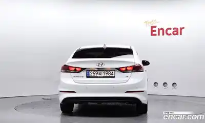 Hyundai Avante 2018 1.6 автомат (гидро), миниатюра 4