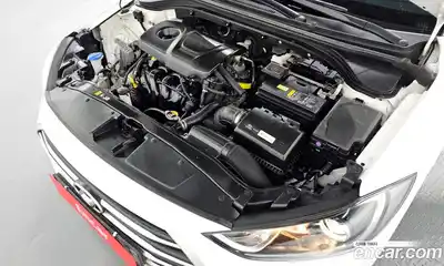 Hyundai Avante 2018 1.6 автомат (гидро), миниатюра 6