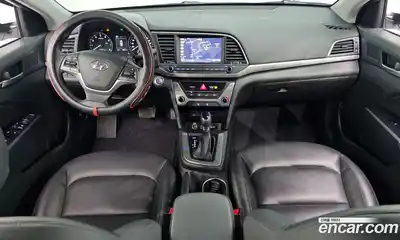Hyundai Avante 2018 1.6 автомат (гидро), миниатюра 10