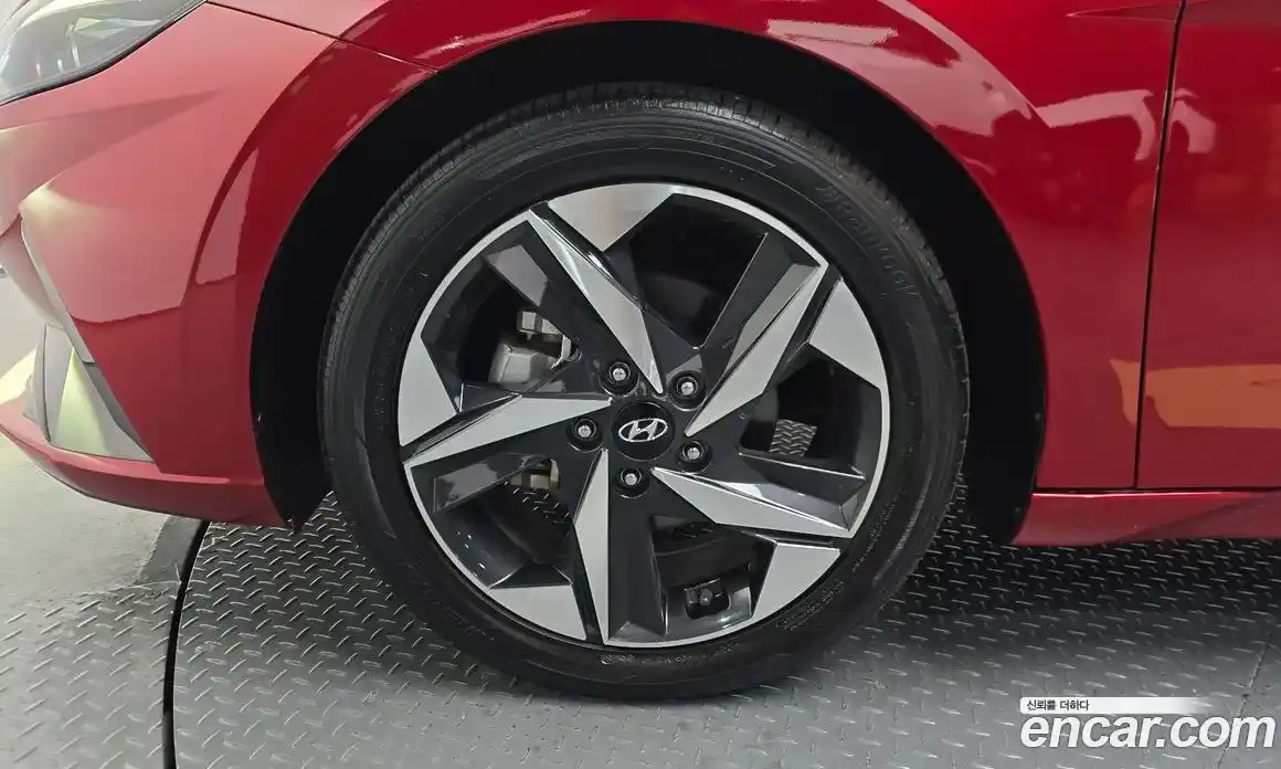 Hyundai Avante 2021 1.6 автомат (гидро), фото 4