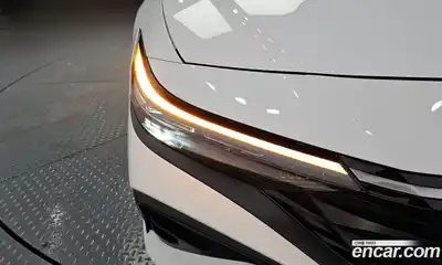 Hyundai Avante 2024 1.6 автомат (гидро), миниатюра 8