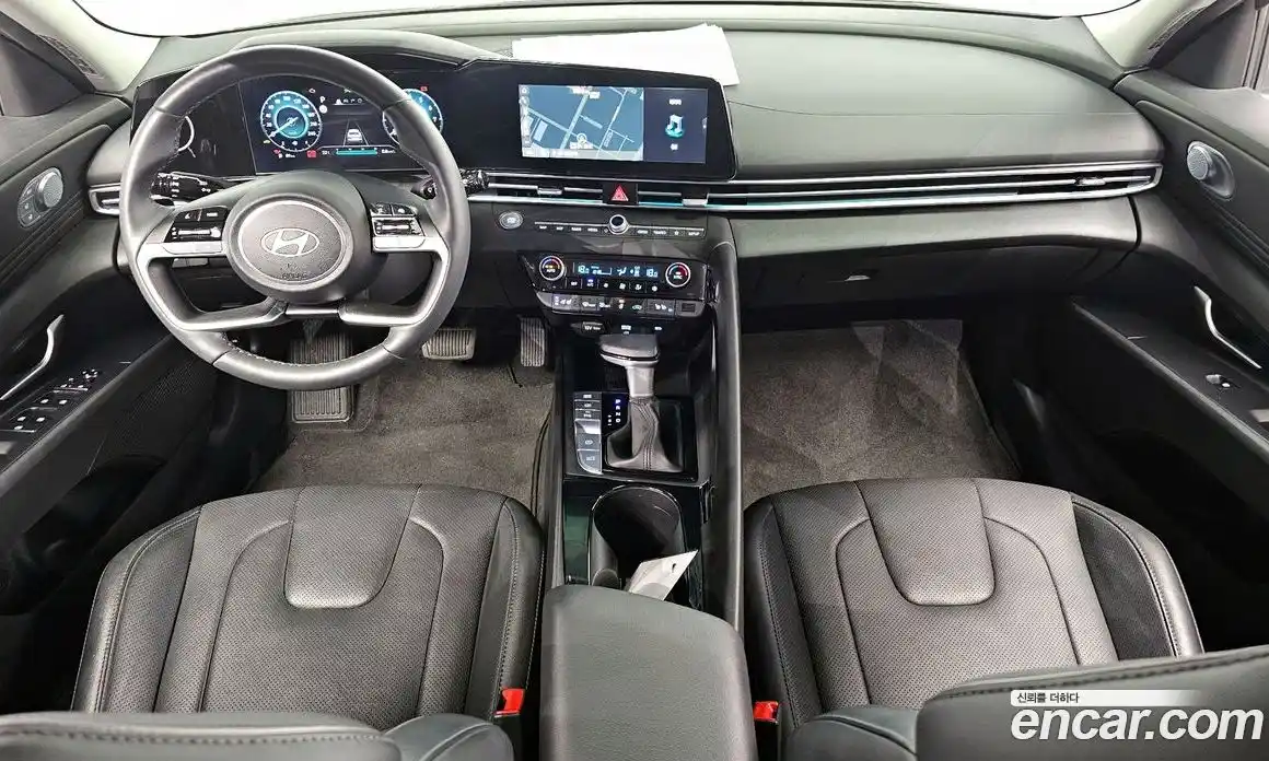 Hyundai Avante 2024 1.6 автомат (гидро), фото 10