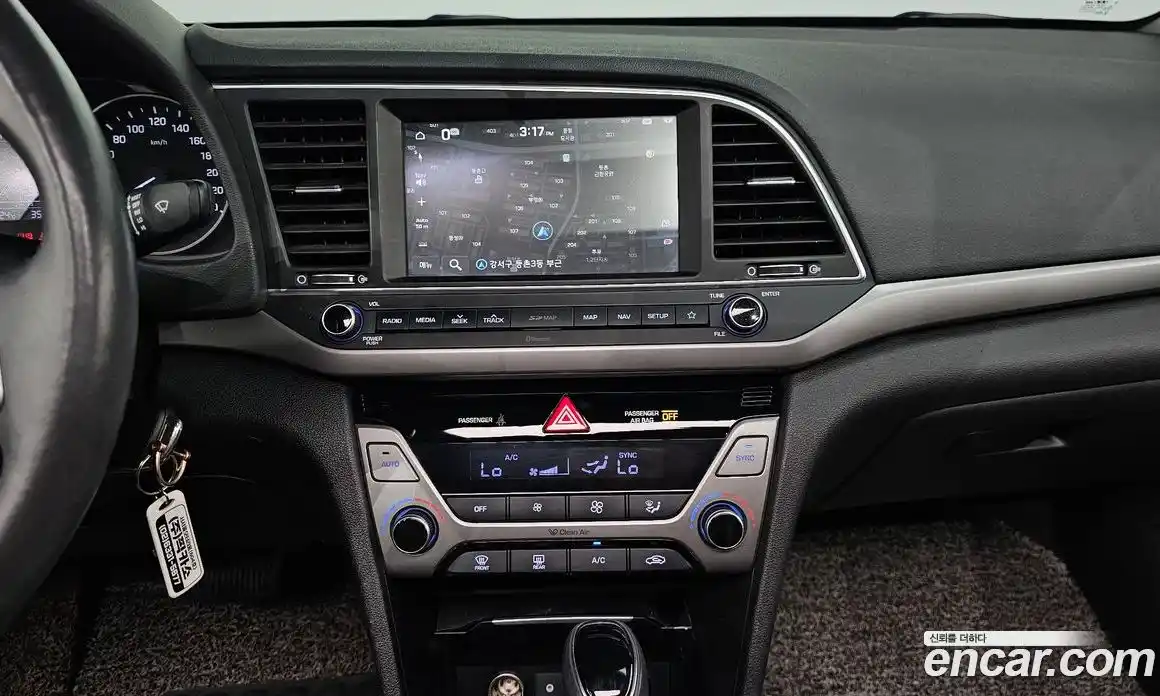 Hyundai Avante 2018 1.6 автомат (гидро), фото 20