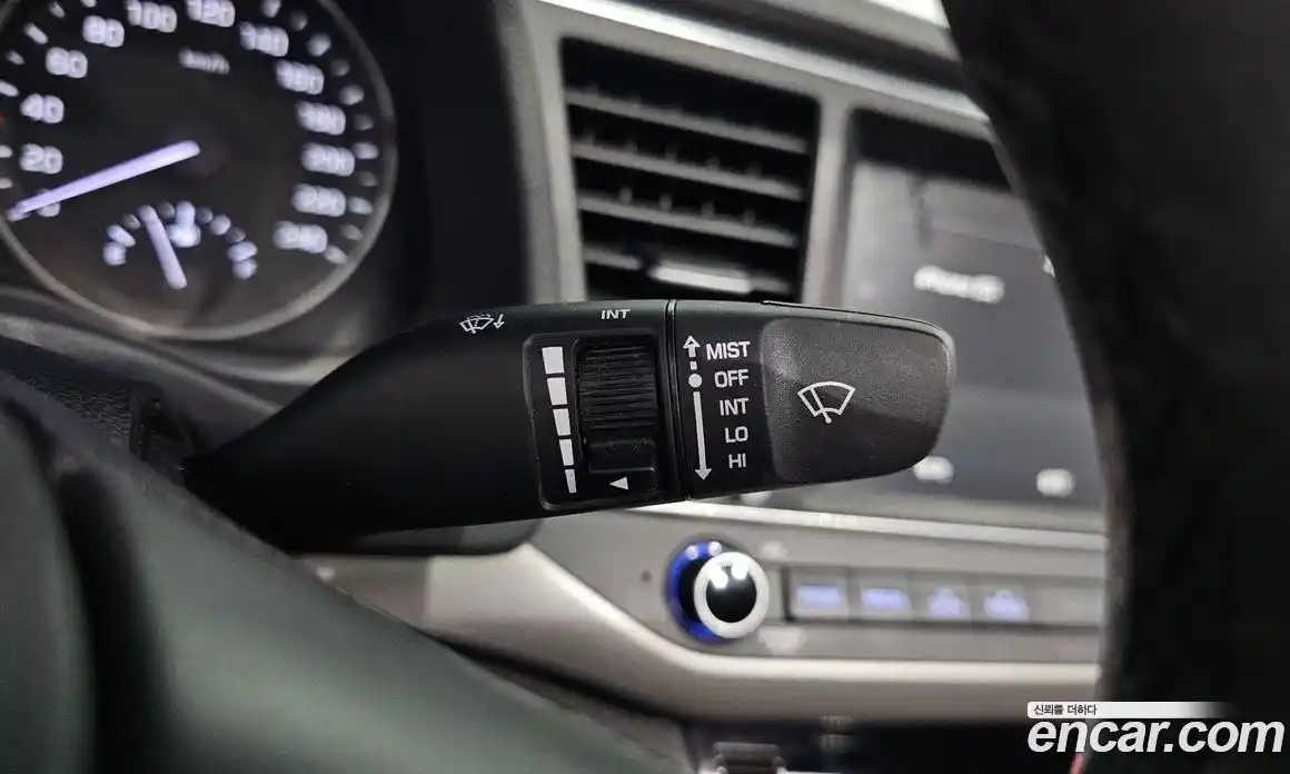 Hyundai Avante 2018 1.6 автомат (гидро), фото 29