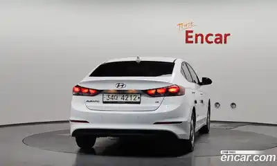Hyundai Avante 2018 1.6 автомат (гидро), миниатюра 4