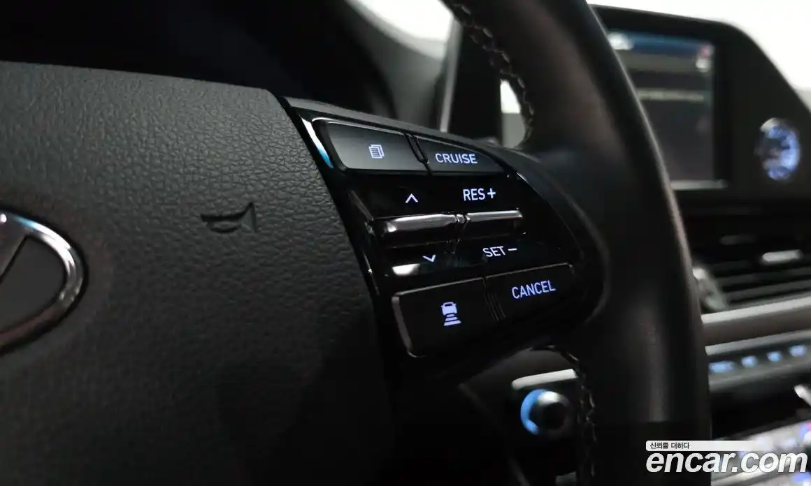 Hyundai Grandeur 2019 2.4 автомат (гидро), фото 22