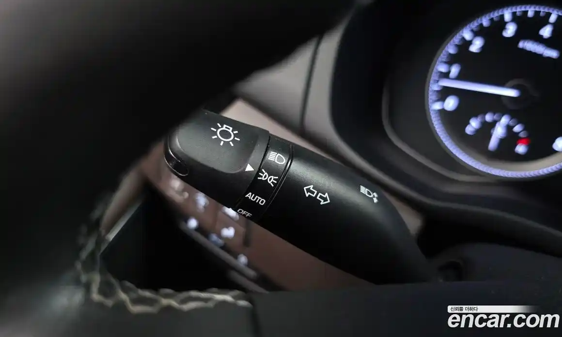 Hyundai Grandeur 2019 2.4 автомат (гидро), фото 28