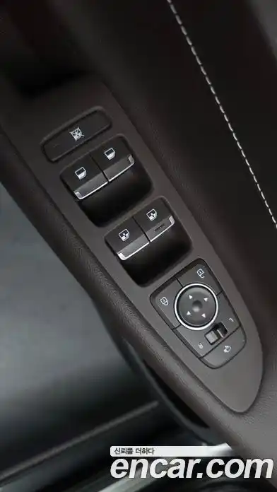Hyundai Grandeur 2019 2.4 автомат (гидро), фото 29