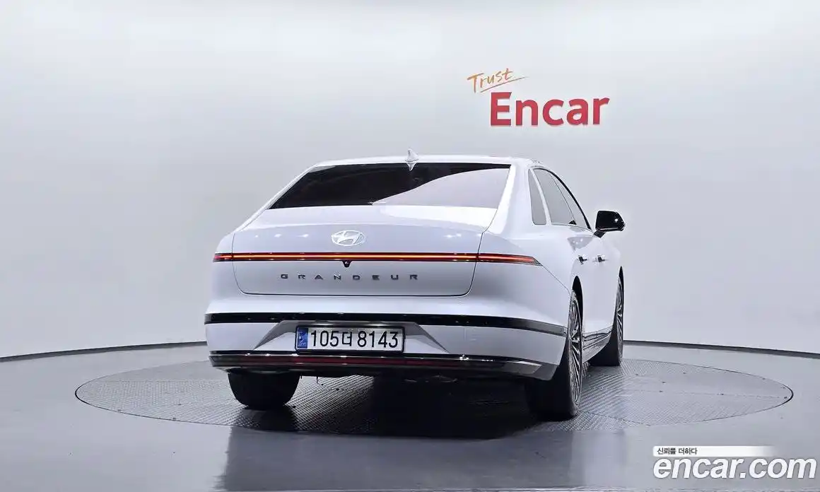 Hyundai Grandeur 2023 2.5 автомат (гидро), фото 4
