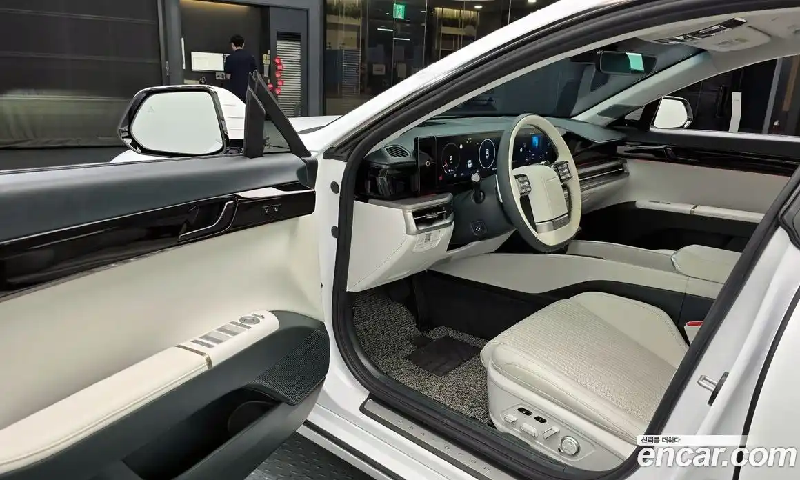 Hyundai Grandeur 2023 2.5 автомат (гидро), фото 10