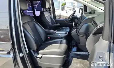 Hyundai Staria 2023 2.2 автомат (гидро), миниатюра 11