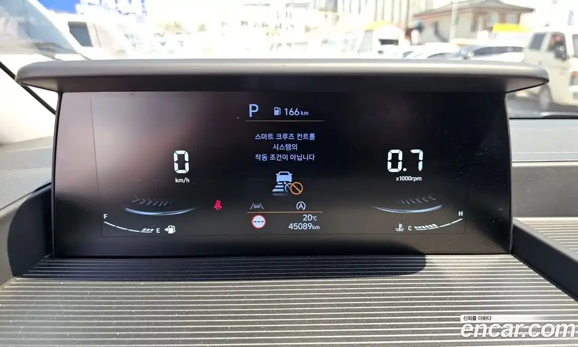Hyundai Staria 2023 2.2 автомат (гидро), фото 8