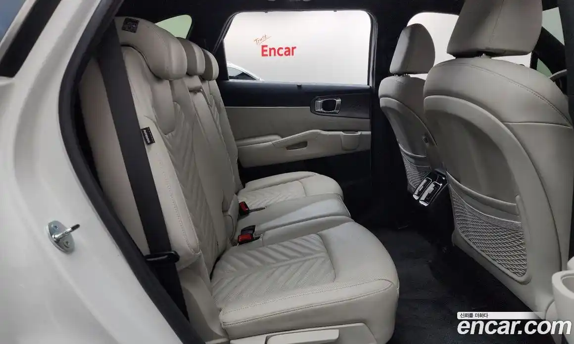 Kia Sorento 2024 1.6 автомат (гидро), фото 11