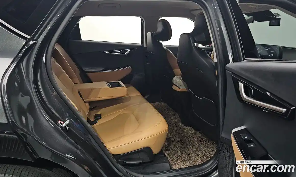 Kia EV6 2024 0.1 автомат (гидро), фото 16