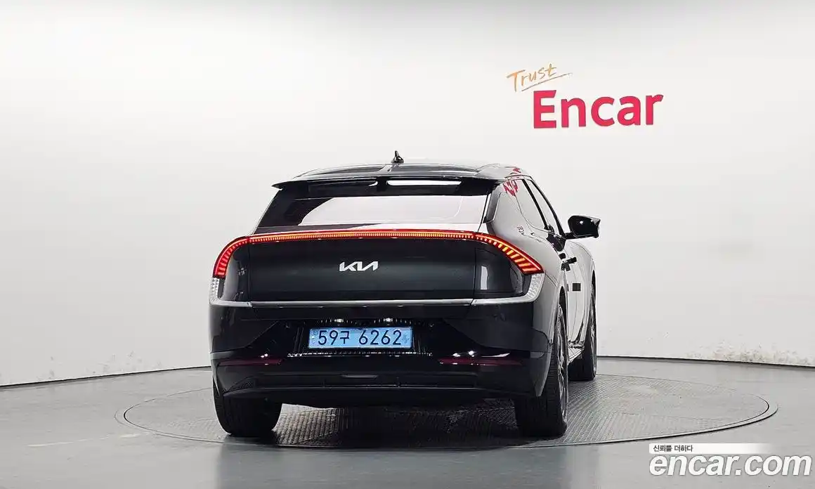 Kia EV6 2024 0.1 автомат (гидро), фото 4