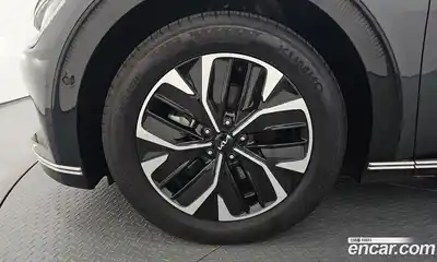 Kia EV6 2024 0.1 автомат (гидро), миниатюра 5