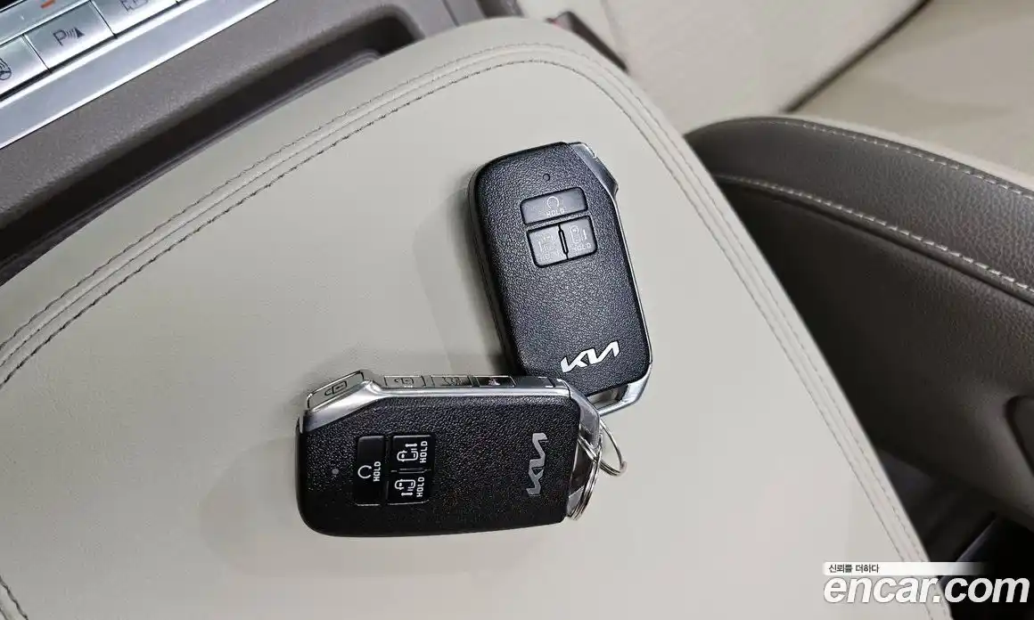Kia Carnival 2022 2.2 автомат (гидро), фото 28